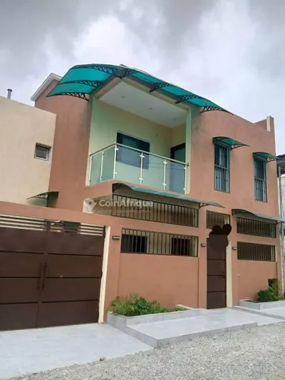 Villa — Bingerville