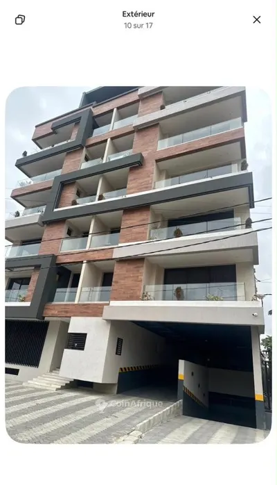 Appartement meublé 2 pièces — Cocody Bonoumin